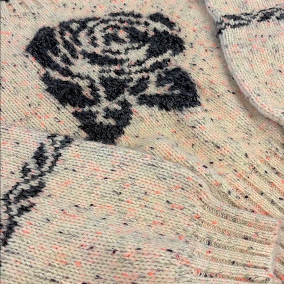 Kimchi Blue Urban Outfitters Gorgeous Sweater Women’s Medium Worn Once - Picture 4 of 8